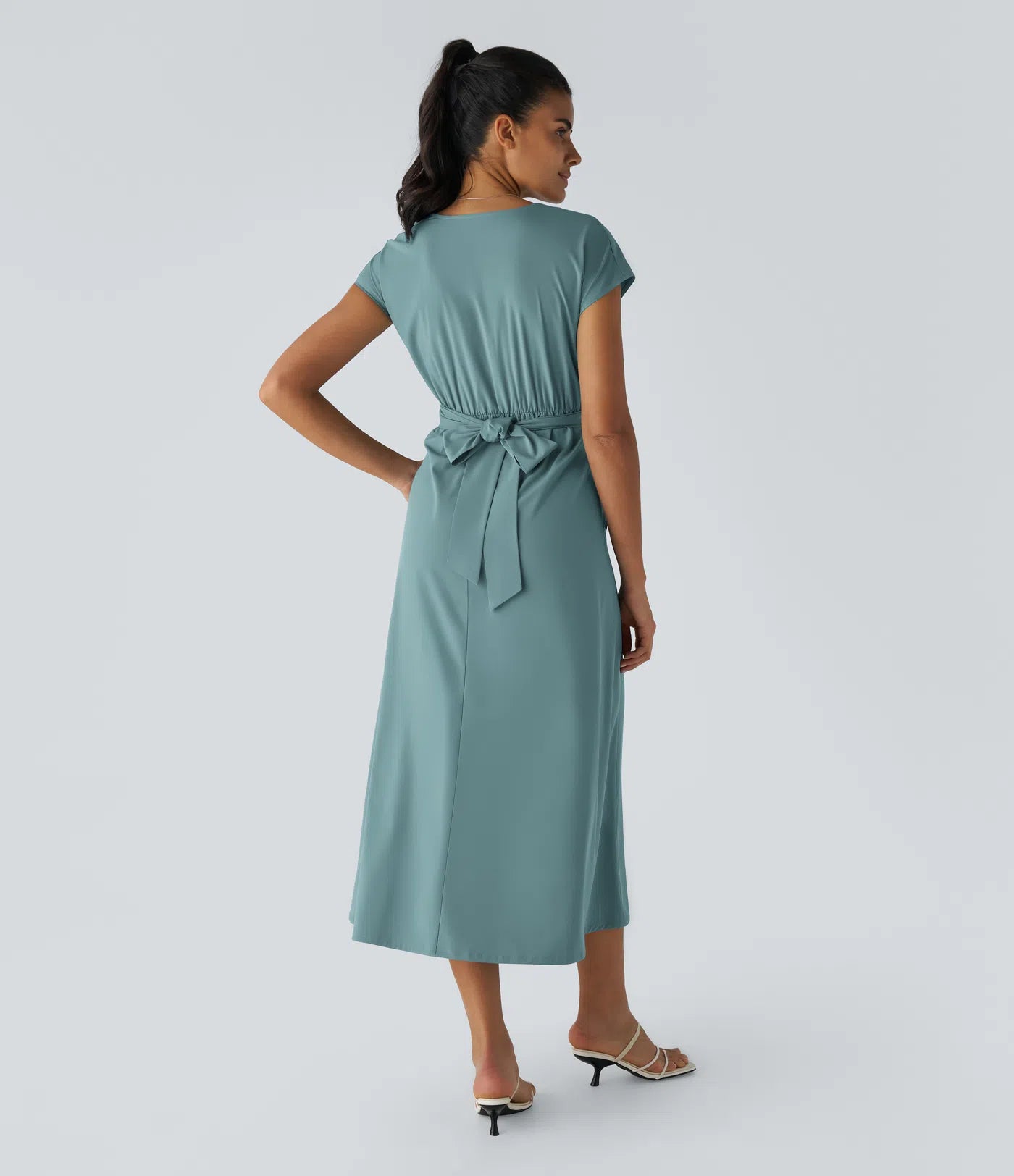 Amani | Elegante Damesjurk Met V-Hals