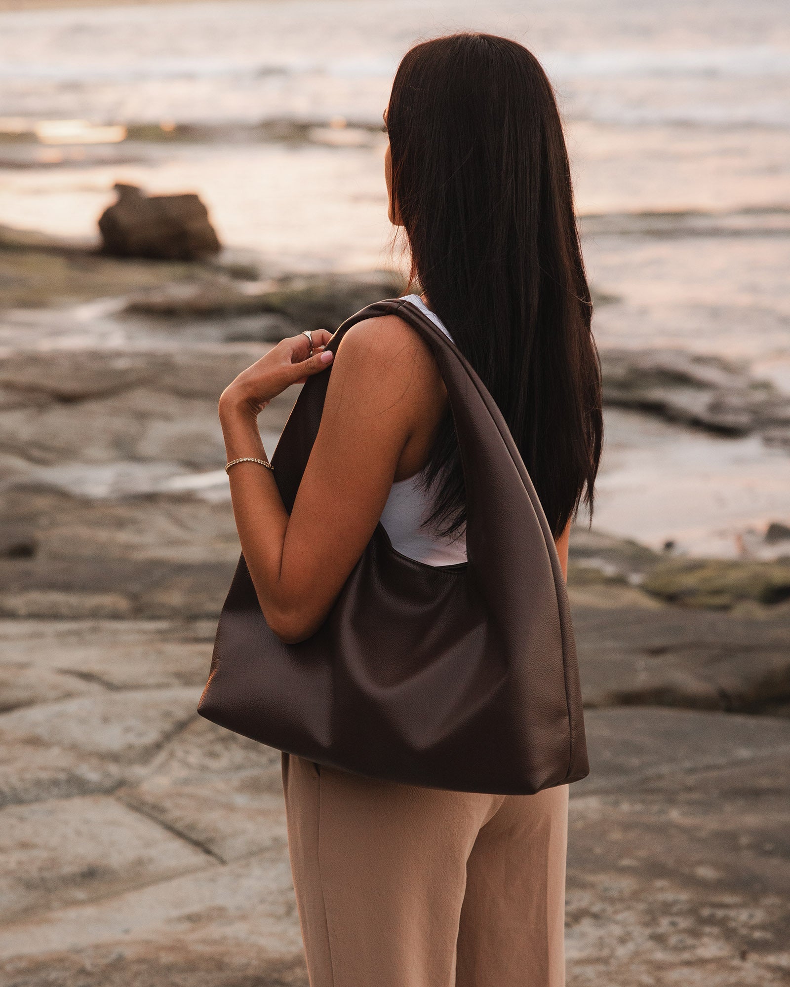 Silvia | Monaco Schoudertas