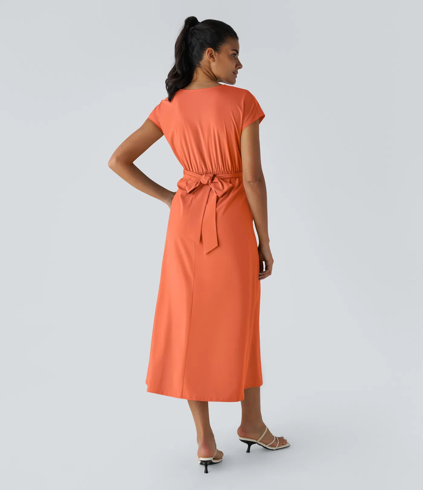 Amani | Elegante Damesjurk Met V-Hals