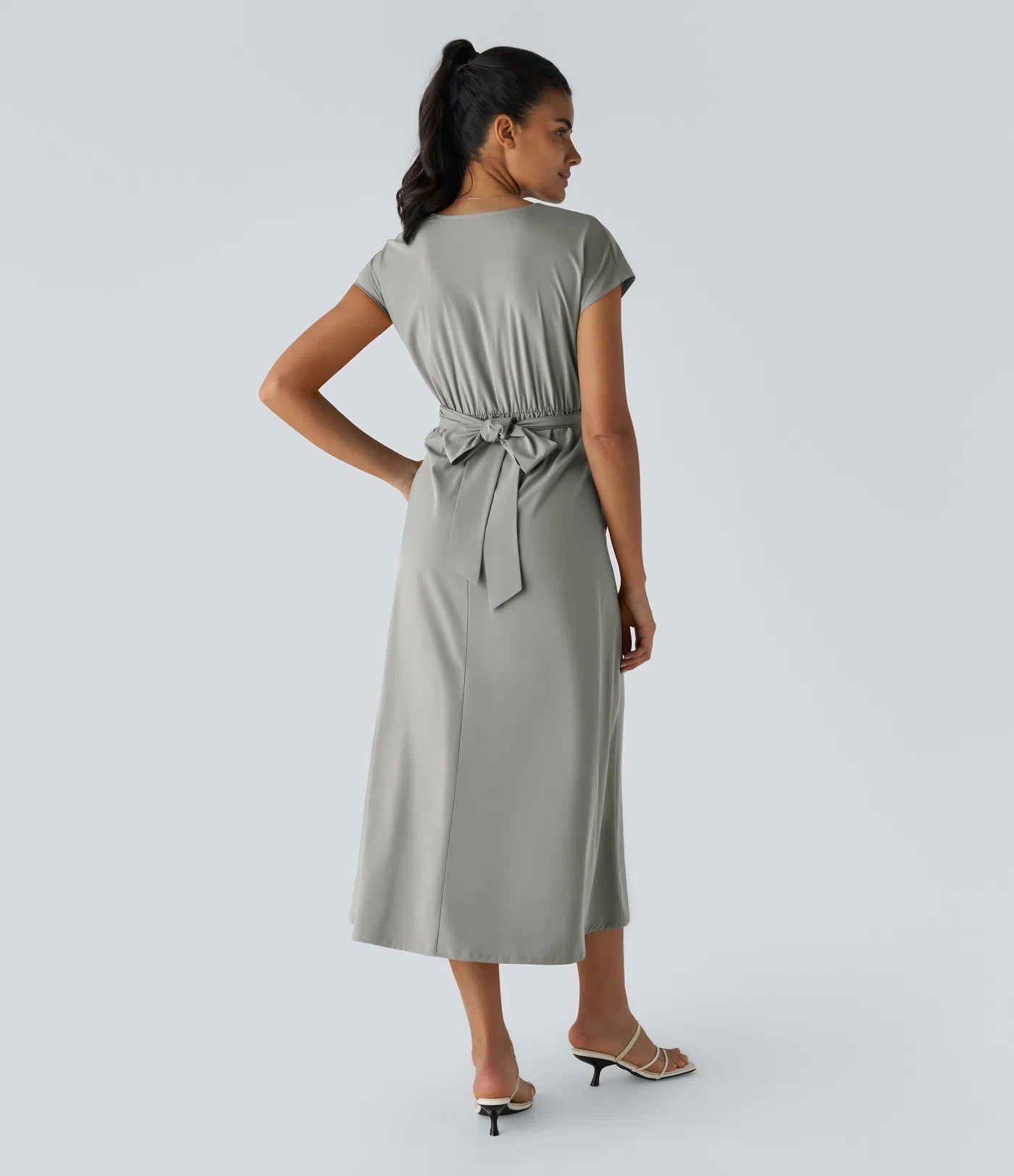 Amani | Elegante Damesjurk Met V-Hals