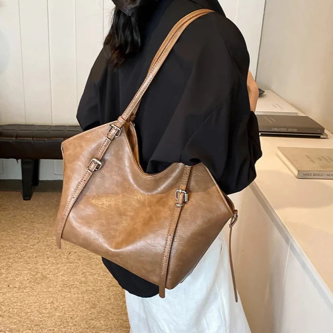 Amaris | Elegant & Premium