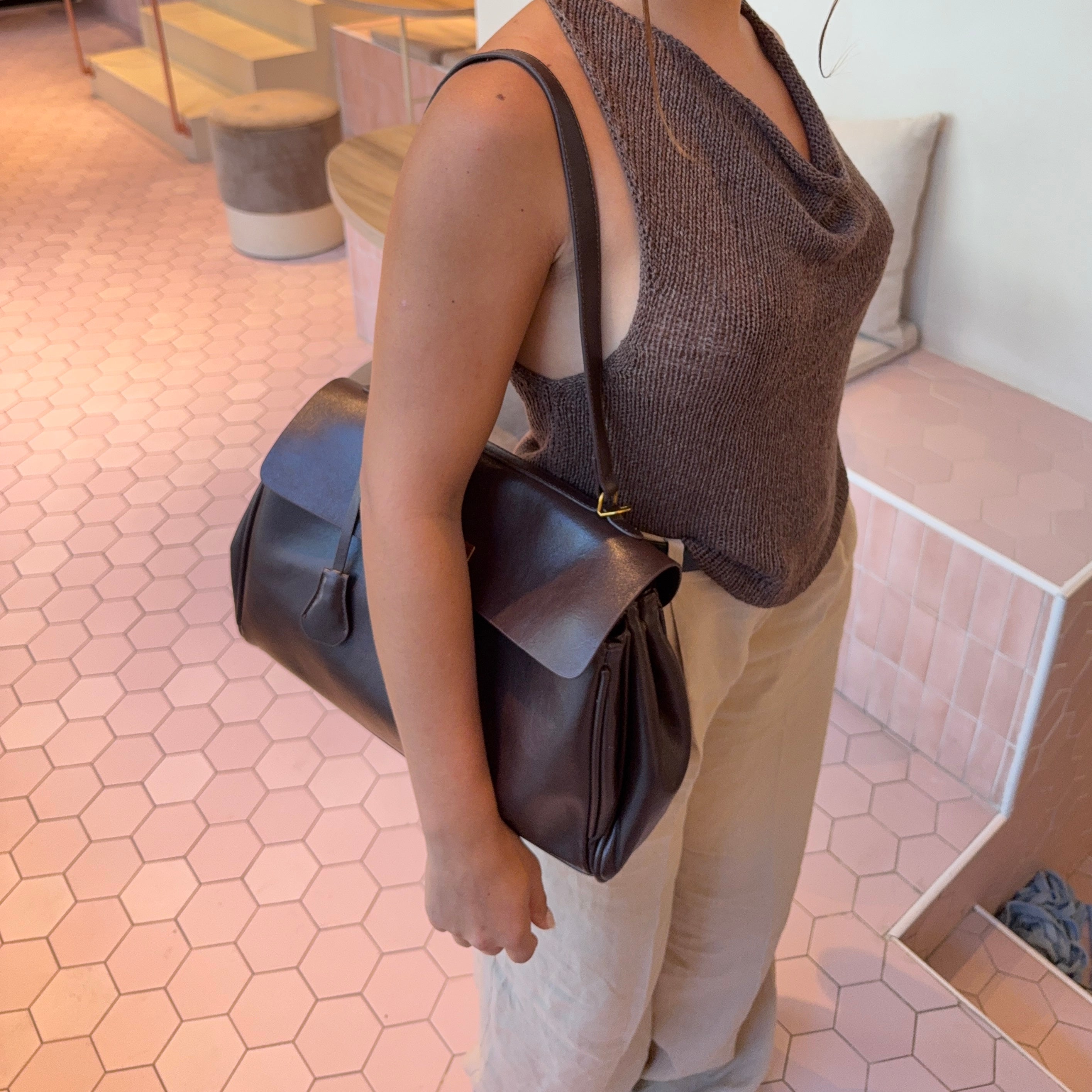 Marijke | Tijdloze Vegan Leather Tas Met Lucky Charm & Vintage Look